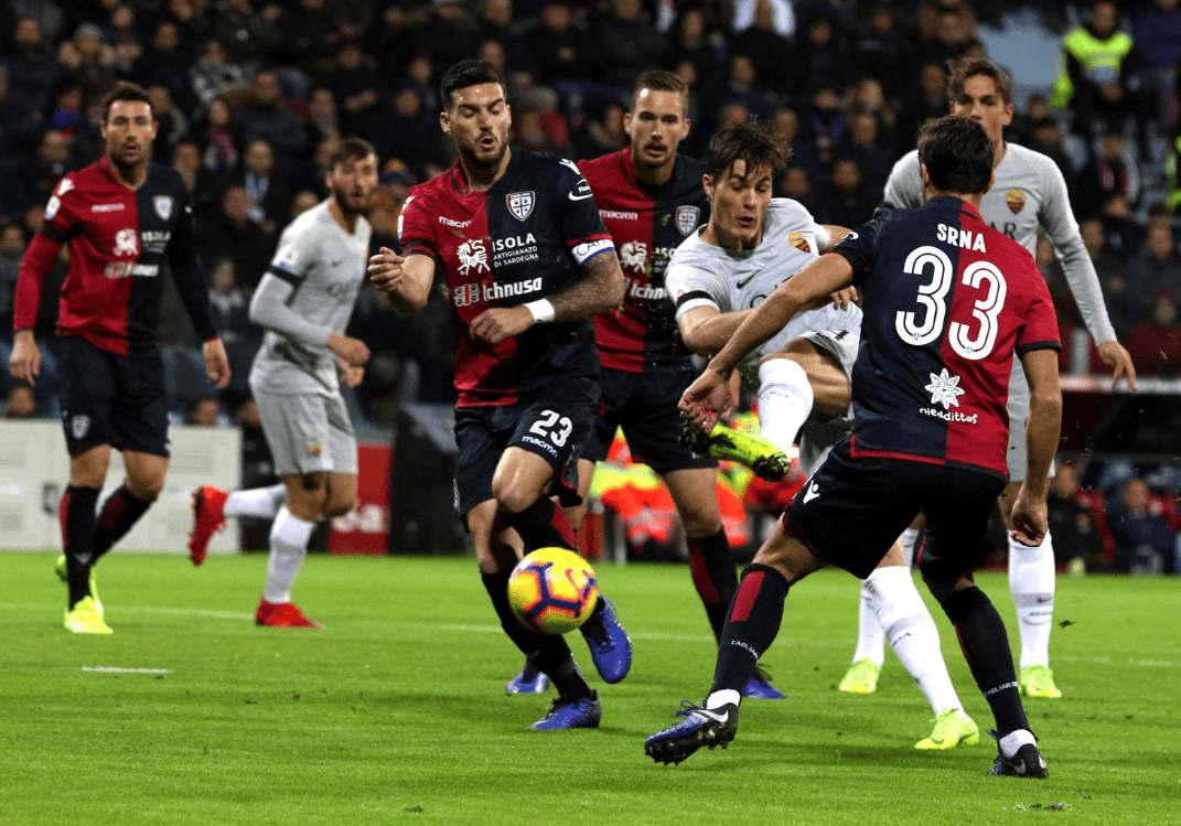 离谱！因内裤颜色与裁判发生争吵，印度球队果阿队长赛前染红