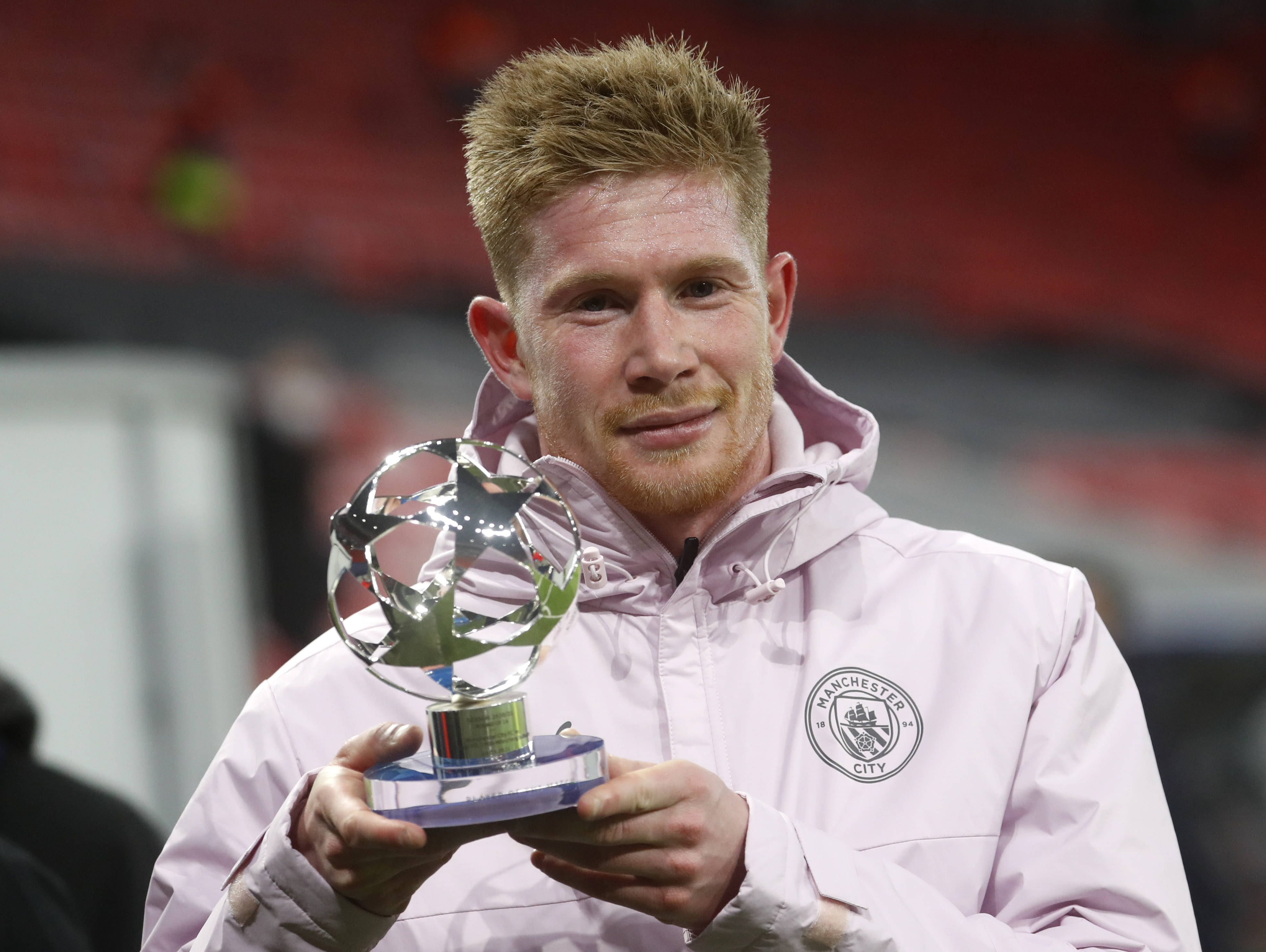 天空体育：谢什科膝盖受伤，或将错过斯洛文尼亚的世预赛