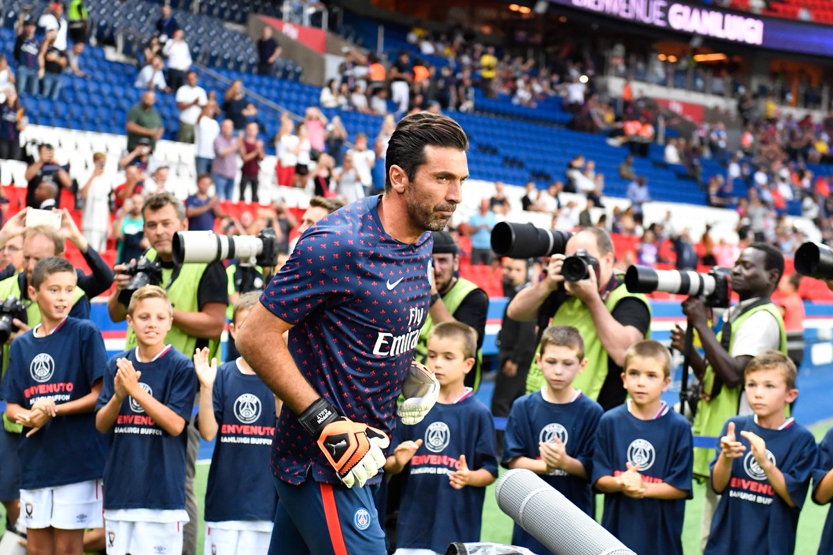 马斯切拉诺：阿连德因发烧没参加训练；温哥华队有很多好球员