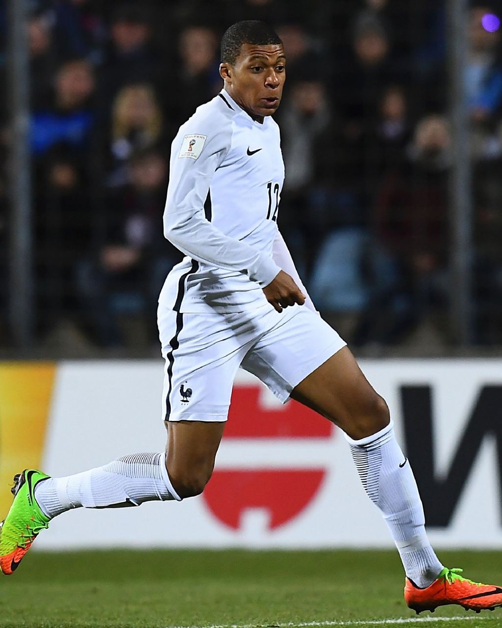 詹姆斯逆天表现再现老将统治力